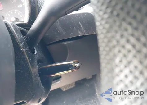 2006 Volkswagen New Beetle 2.5 из США, поврежденный, VIN 3VWPG31C76M417624